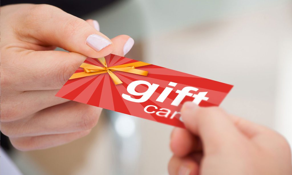 Come attirare clienti in un ristorante - gift card